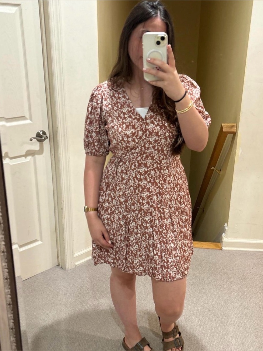 A new day size s Women's Rust Floral V-Neck Puff Sleeve Dress